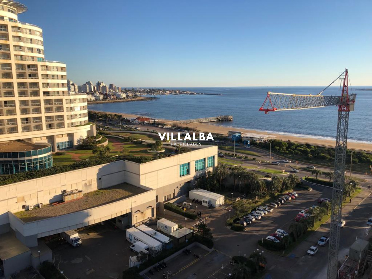 Apartamento ID.4116 - Apartamento en venta de 2 dormitorios en Punta del este , Torre Season , Playa Mansa 