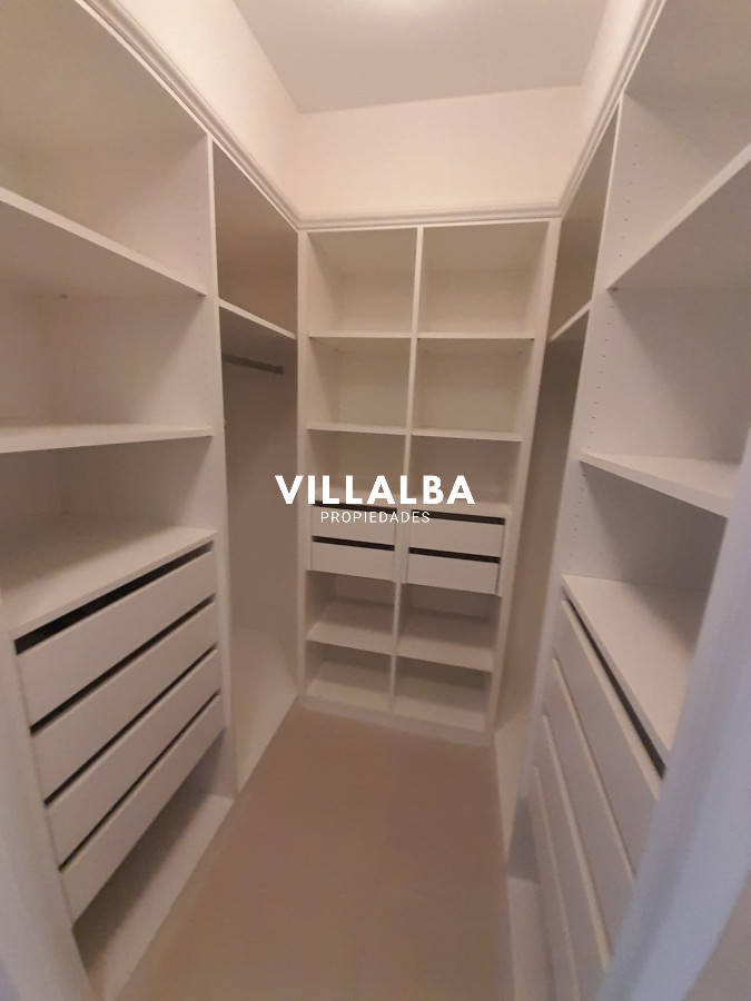 Apartamento ID.3974 - Apartamento en venta de 3 dormitorios en Punta del este , Torre Imperiale , Playa Mansa 