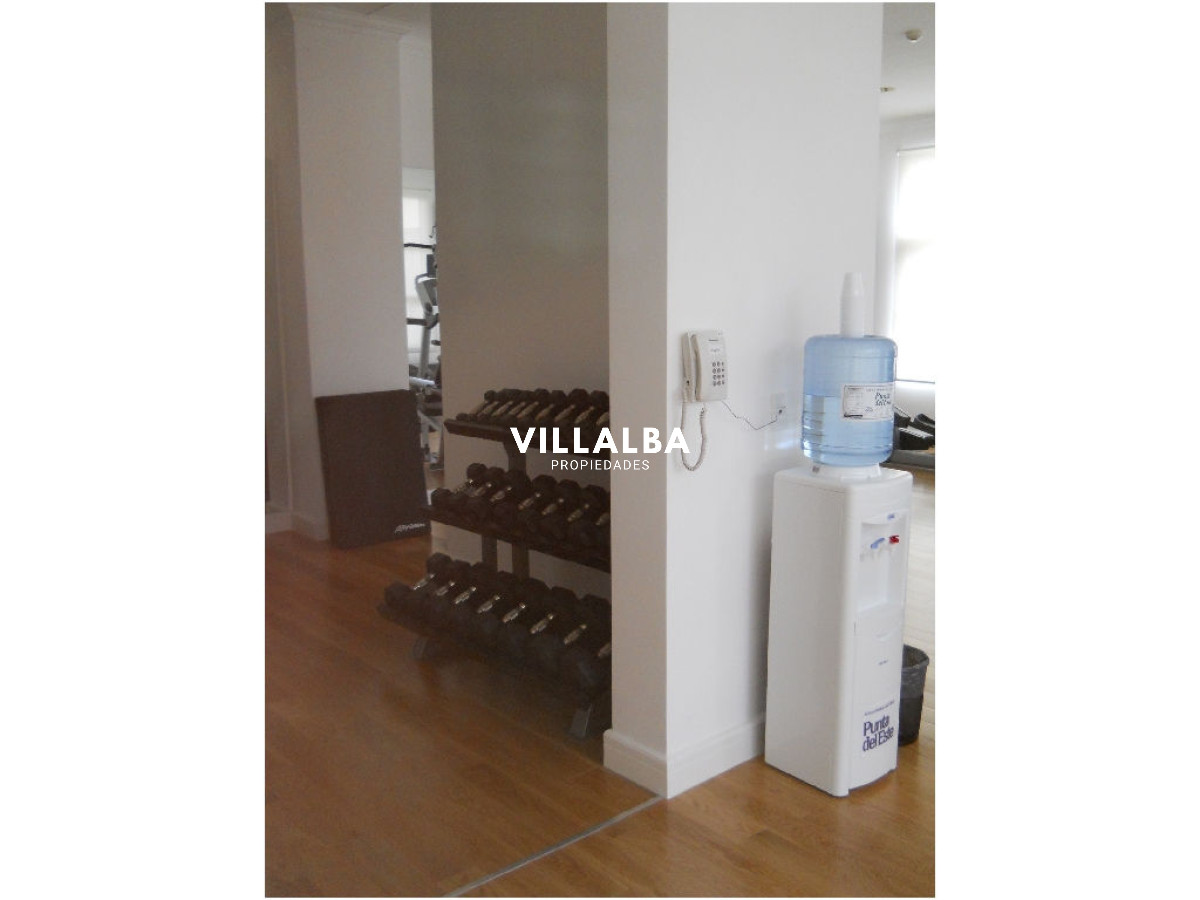 Apartamento ID.3973 - Apartamento en Alquiler de 3 Dormitorios en Punta del este , Playa Brava , Torre Imperiale 