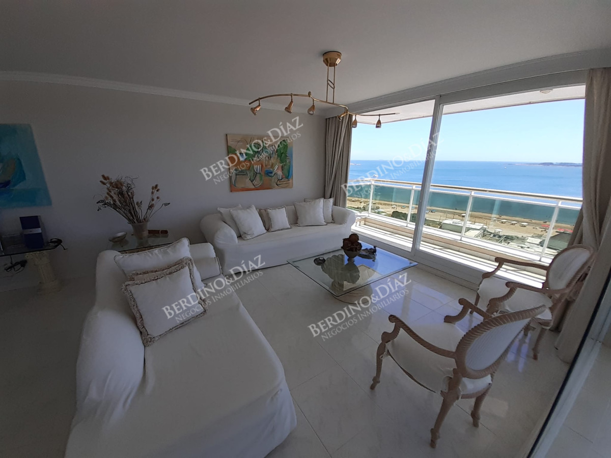 Apartamento ID.2794 - Apartmantoo en venta en edificio de Alta gama en playa mansa