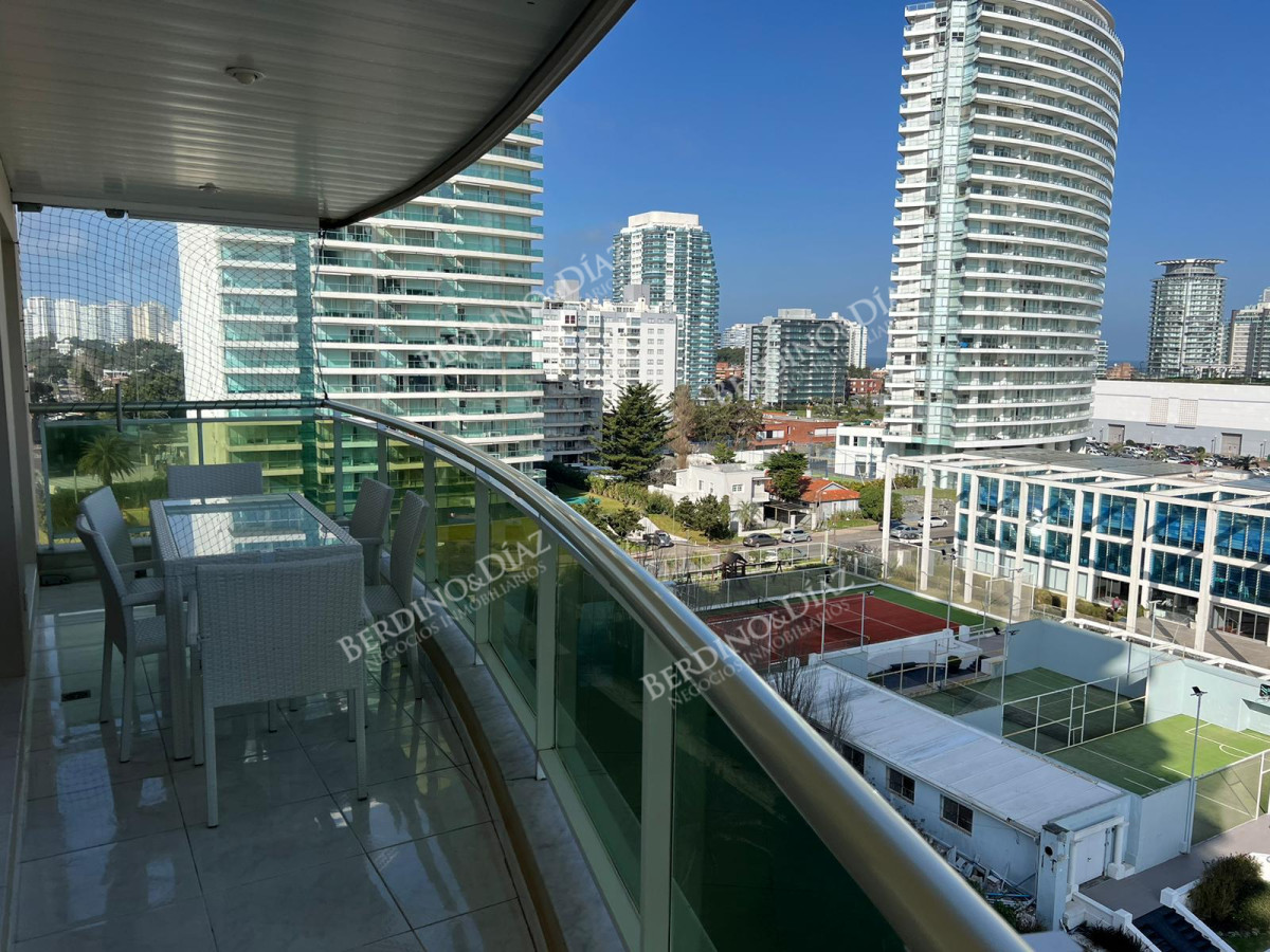 Apartamento ID.2789 - Apartamento en venta primera linea Mansa 3 dormitorios