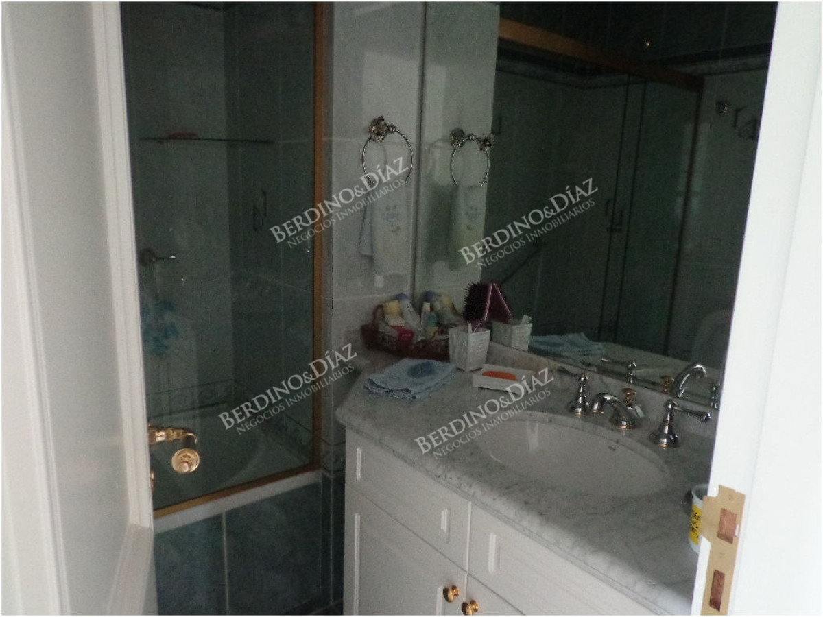 Apartamento ID.2862 - Alta gama en playa mansa 