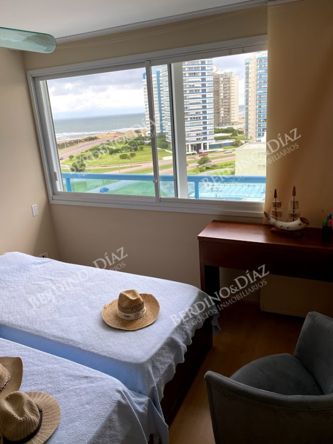Apartamento ID.1168 - Apartamento frente al mar en la Playa Brava