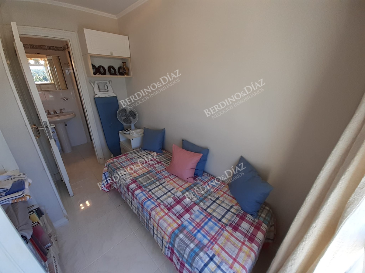 Apartamento ID.2794 - Apartmantoo en venta en edificio de Alta gama en playa mansa