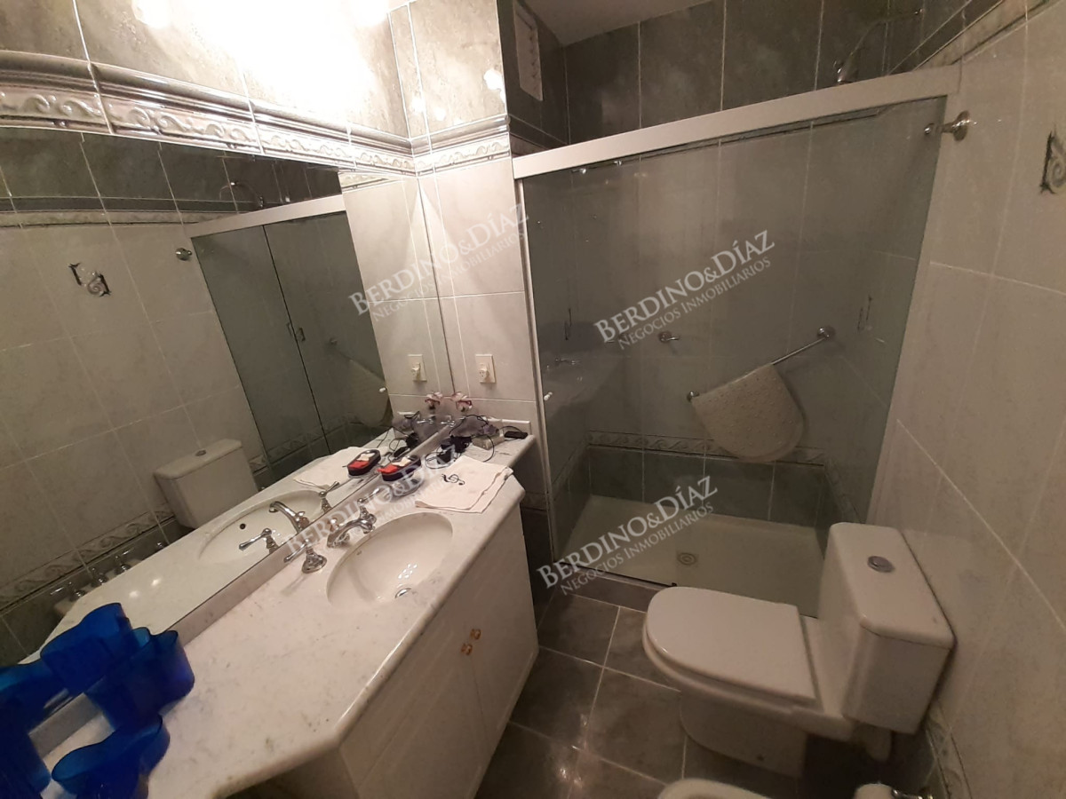 Apartamento ID.2794 - Apartmantoo en venta en edificio de Alta gama en playa mansa