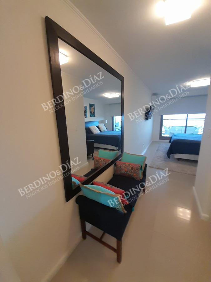 Apartamento ID.2937 - Apartamento en Alquiler de 3 dormitorios en Punta del este , Torre Imperiale , Playa Mansa 