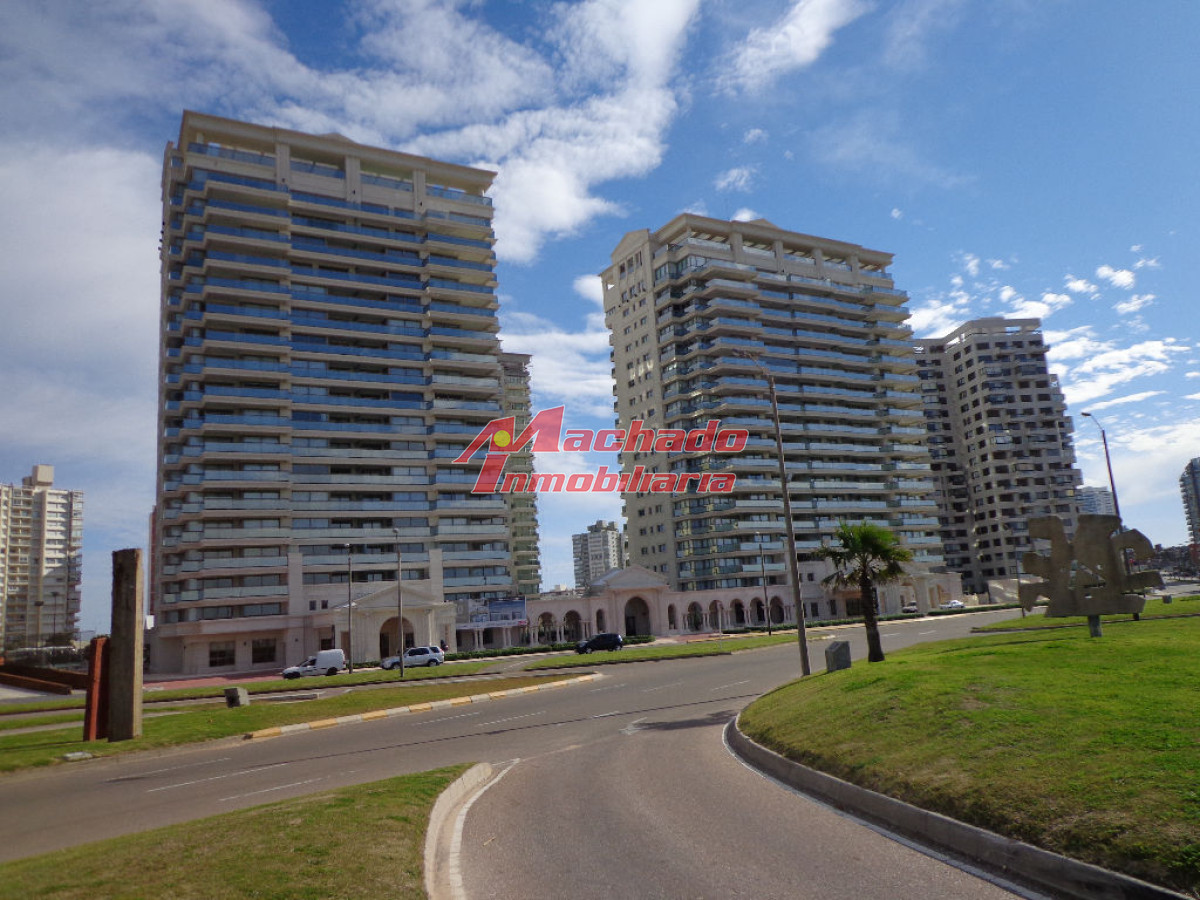 Brava - GoPunta - Portal Inmobiliario de Punta del Este - Maldonado