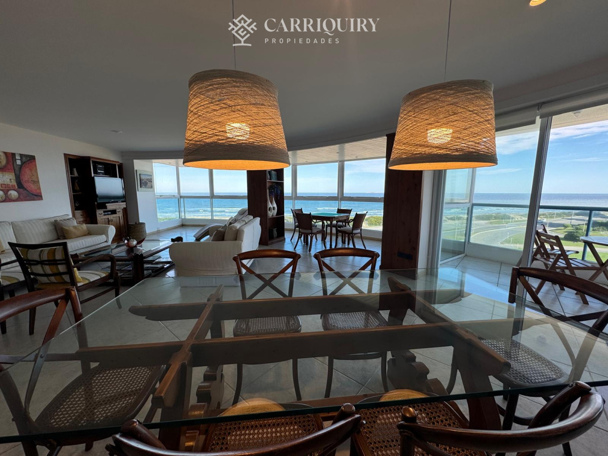 Apartamento ID.8248/Departamento-en-venta-3-dormitorios-en-suite- - Apartamento en playa Brava 