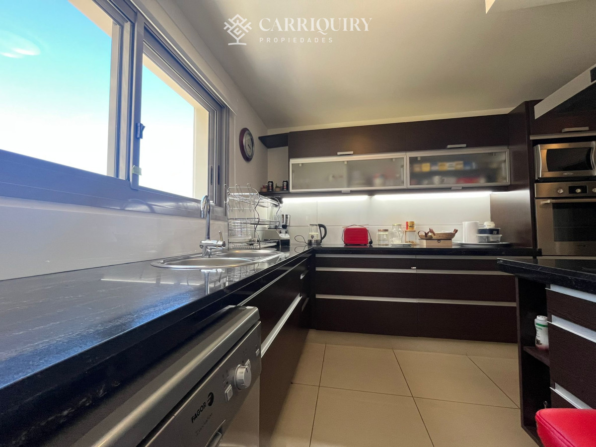 Apartamento ID.8234/Apartamento-en-Brava,-3-dormitorios-* - venta apartamento 4 dormitorios