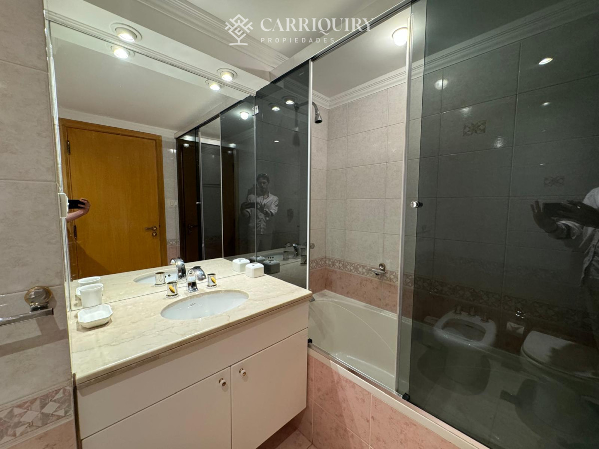 Apartamento ID.8248/Departamento-en-venta-3-dormitorios-en-suite- - Apartamento en playa Brava 