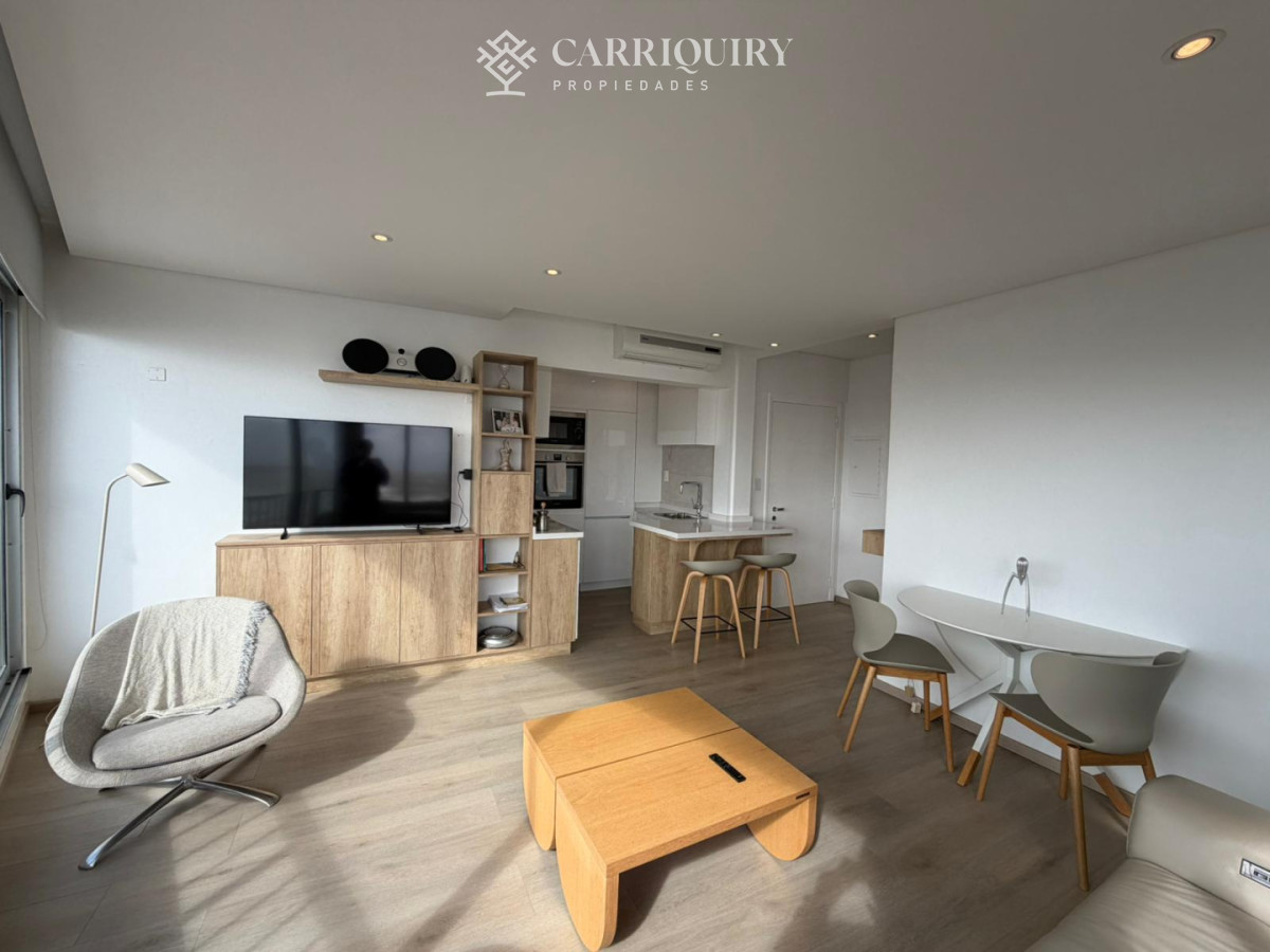 Apartamento ID.10097 - Apartamento de 2 dormitorios en venta en el Puerto , Punta del este 