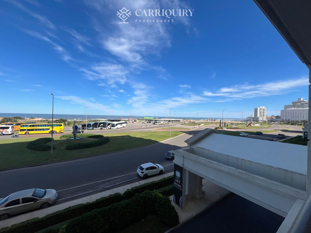 Apartamento ID.8234/Apartamento-en-Brava,-3-dormitorios-* - venta apartamento 4 dormitorios