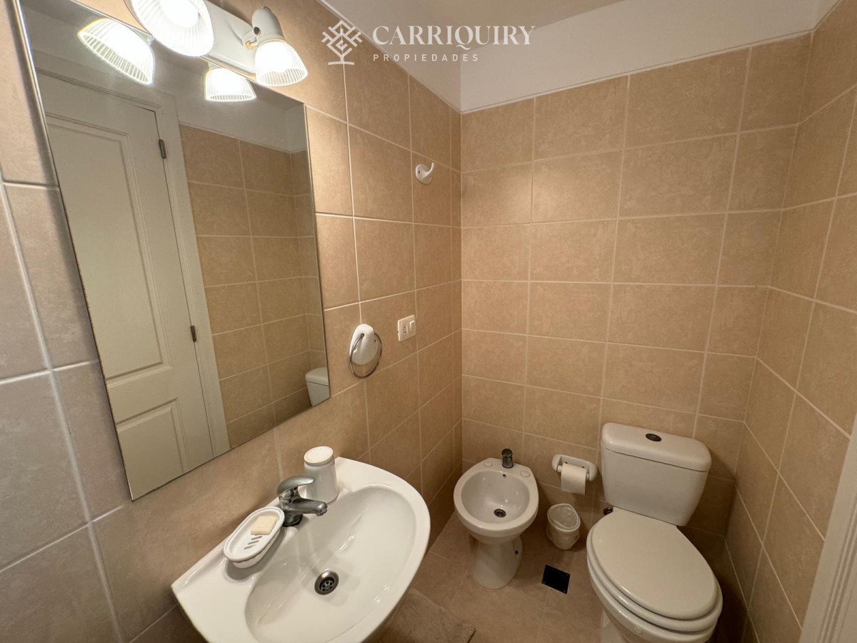 Apartamento ID.8433/Apartamento-en-Mansa--Punta-del-Este-en-venta-de-3-dormitorios. - Apartamento en Brava, 3 dormitorios *