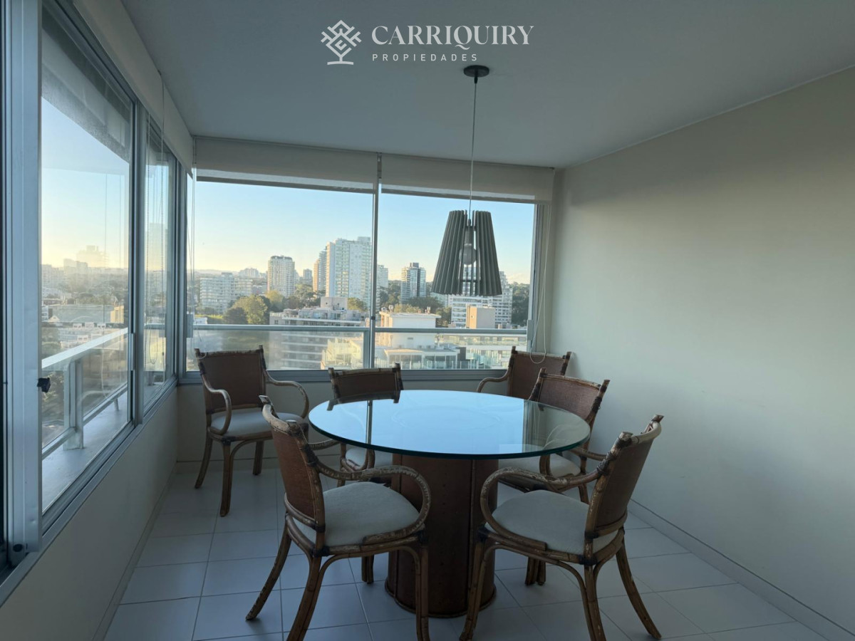 Apartamento ID.10633 - Apartamento en Venta de 3 dormitorios en  Punta del este , Playa Brava , Torre Tiburon 