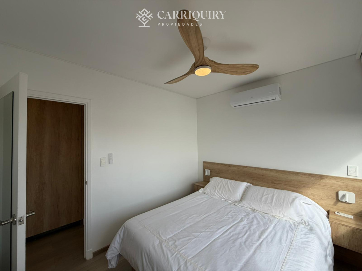 Apartamento ID.10097 - Apartamento de 2 dormitorios en venta en el Puerto , Punta del este 