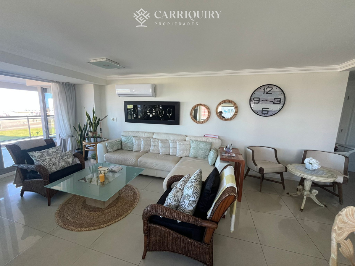 Apartamento ID.8234/Apartamento-en-Brava,-3-dormitorios-* - venta apartamento 4 dormitorios