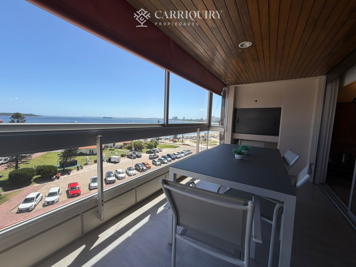 Apartamento ID.10271 - Apartamento en Venta de 3 dormitorio en Punta del este . Playa mansa , Parada 1 