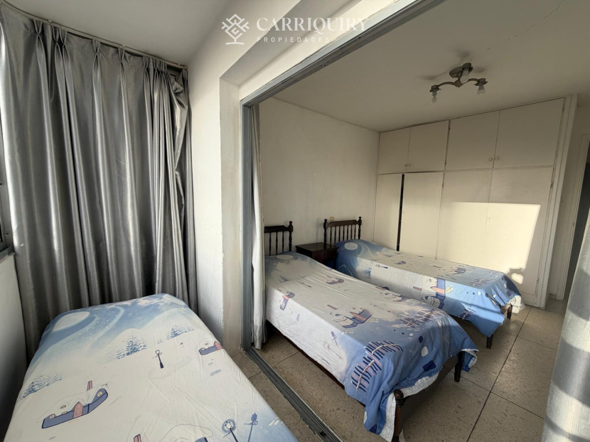 Apartamento ID.10040 - Apartamento de 2 dormitorios y medio en Punta del este , Gorlero , Península 