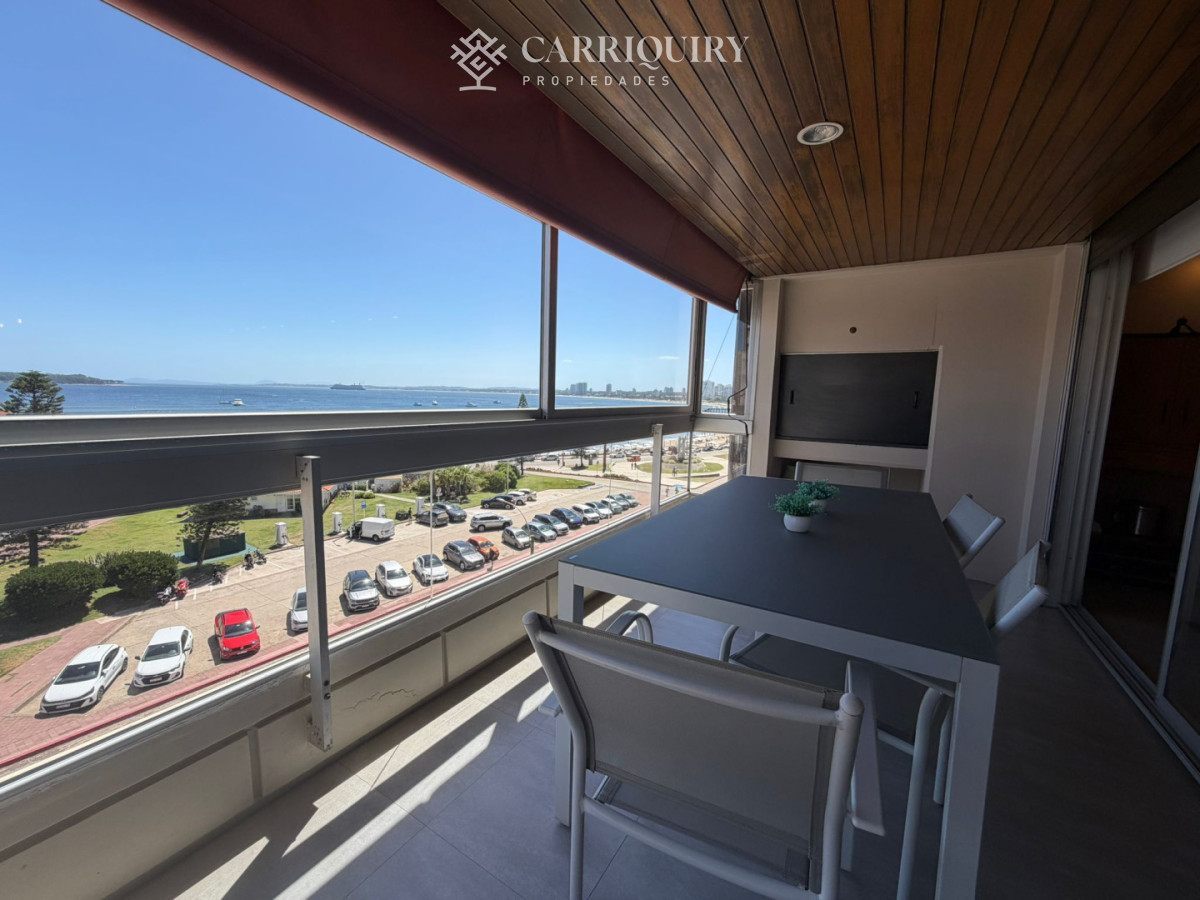 Apartamento ID.10271 - Apartamento en Venta de 3 dormitorio en Punta del este . Playa mansa , Parada 1 