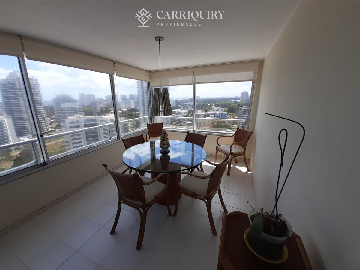 Apartamento ID.10633 - Apartamento en Venta de 3 dormitorios en  Punta del este , Playa Brava , Torre Tiburon 