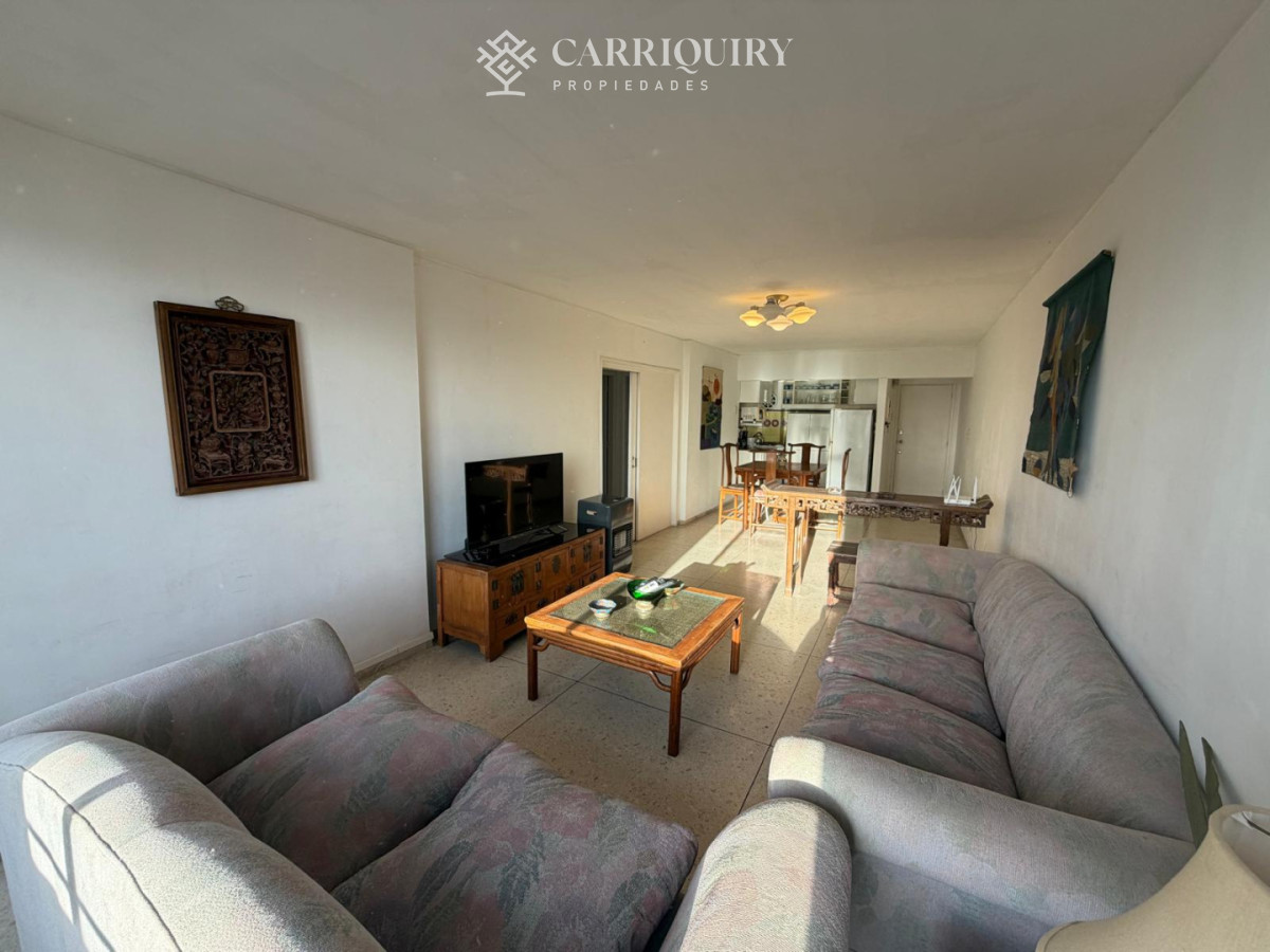Apartamento ID.10040 - Apartamento de 2 dormitorios y medio en Punta del este , Gorlero , Península 