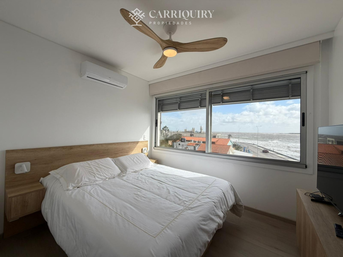 Apartamento ID.10097 - Apartamento de 2 dormitorios en venta en el Puerto , Punta del este 
