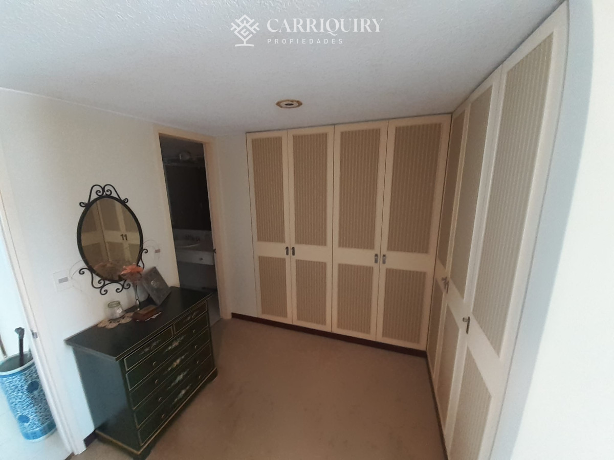 Apartamento ID.10633 - Apartamento en Venta de 3 dormitorios en  Punta del este , Playa Brava , Torre Tiburon 