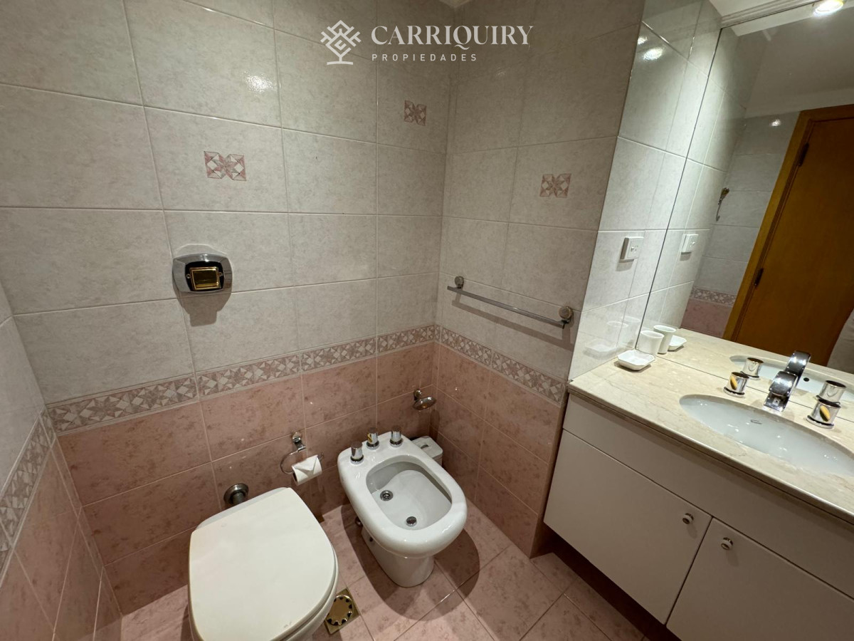 Apartamento ID.8248/Departamento-en-venta-3-dormitorios-en-suite- - Apartamento en playa Brava 