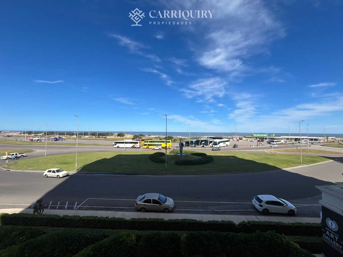 Apartamento ID.8234/Apartamento-en-Brava,-3-dormitorios-* - venta apartamento 4 dormitorios