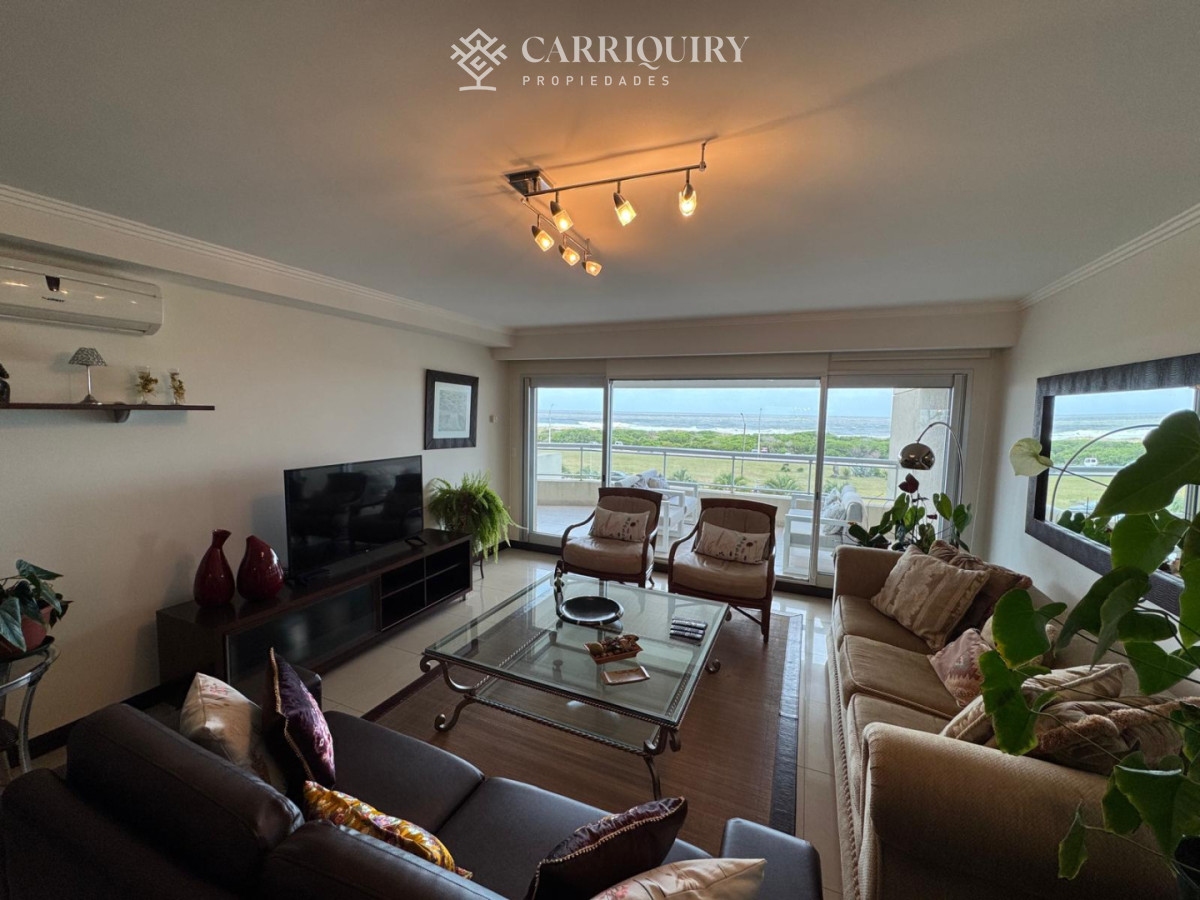 Apartamento ID.8350/Alquiler-de-temporada-apartamento-2-½-en-Chiverta,-Punta-del-Este - Apartamento en alquiler 