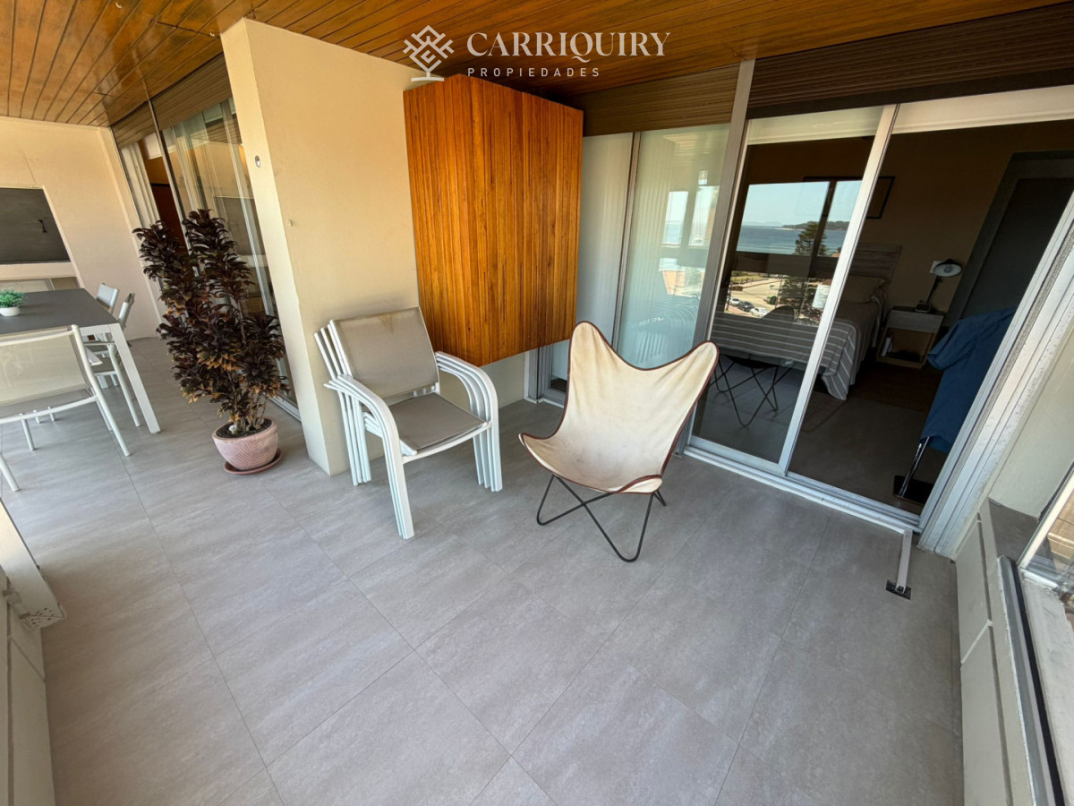 Apartamento ID.10271 - Apartamento en Venta de 3 dormitorio en Punta del este . Playa mansa , Parada 1 