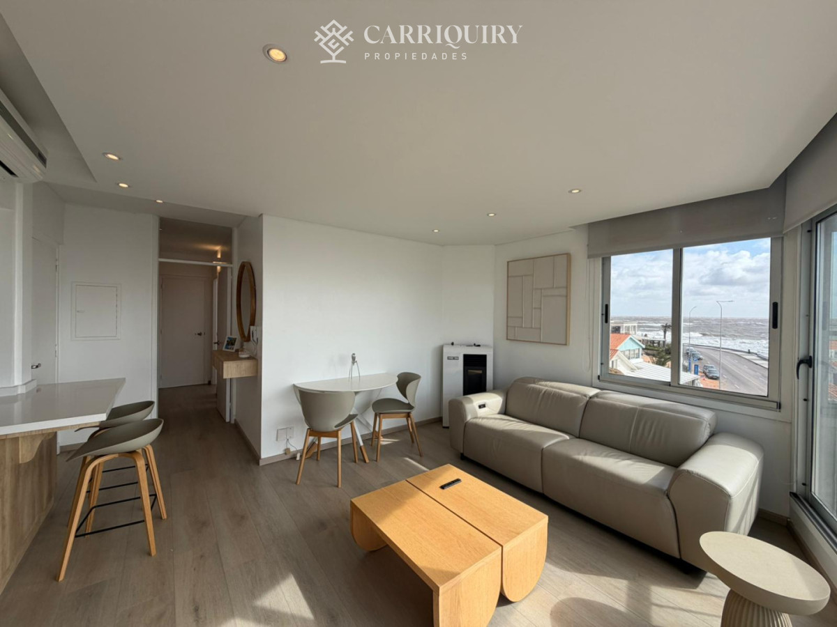 Apartamento ID.10097 - Apartamento de 2 dormitorios en venta en el Puerto , Punta del este 