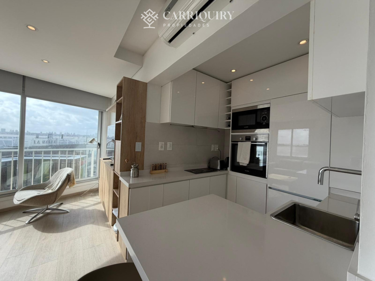 Apartamento ID.10097 - Apartamento de 2 dormitorios en venta en el Puerto , Punta del este 