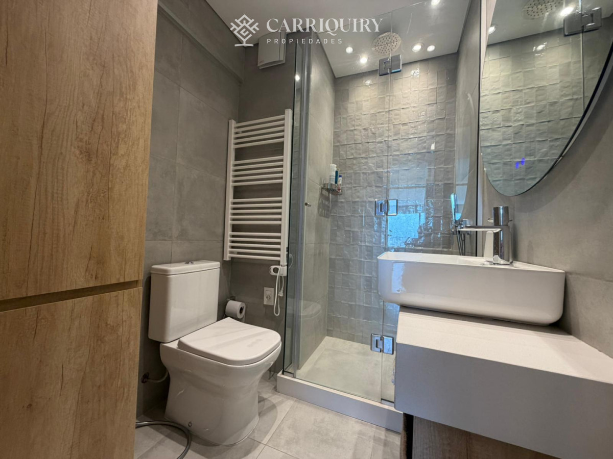 Apartamento ID.10097 - Apartamento de 2 dormitorios en venta en el Puerto , Punta del este 