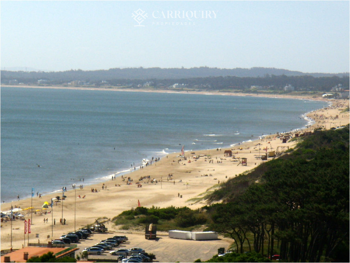 Apartamento ID.9187/Apartamento-en-venta-playa-Mansa-Punta-del-Este - Apartamento en Venta de 3 dormitorios en Punta del este , Playa Mansa , Edificio Tequendama , Frente al mar 