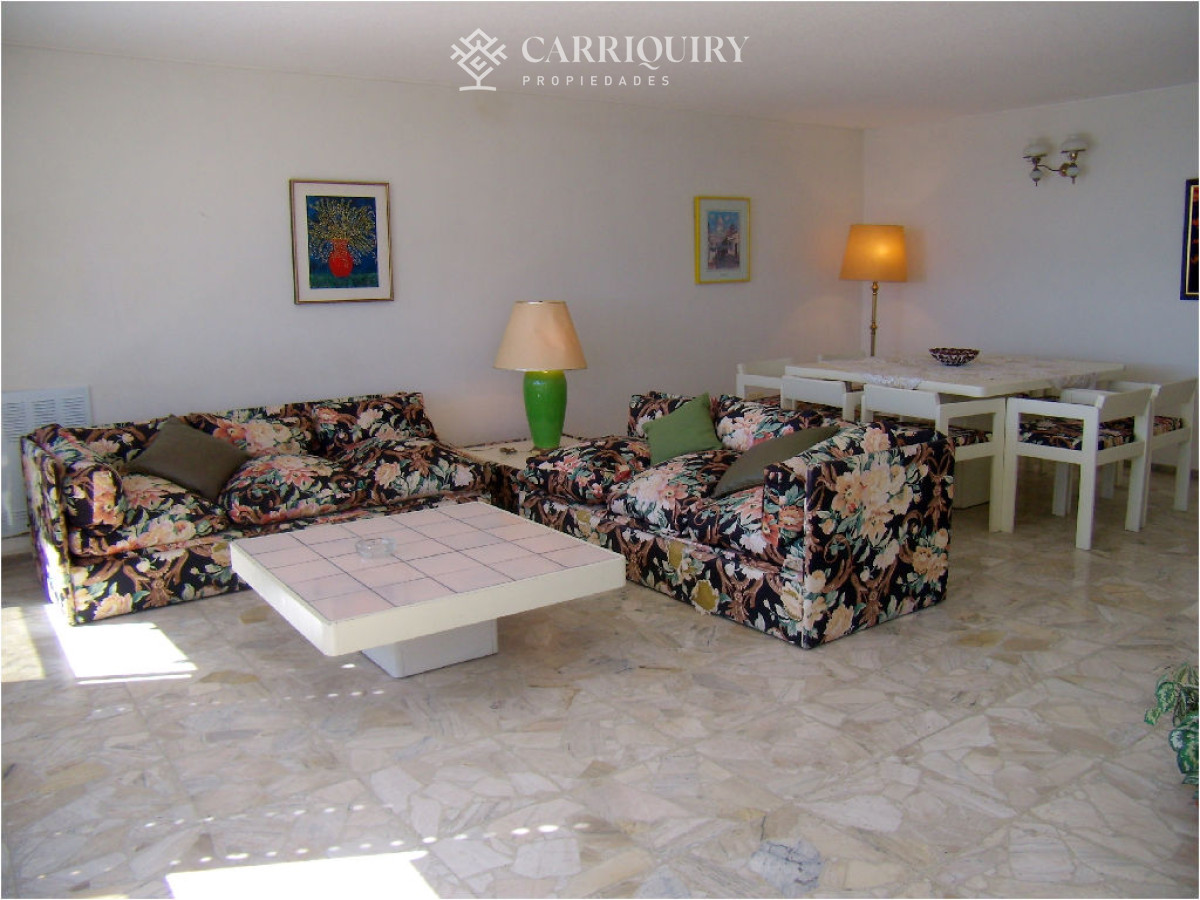 Apartamento ID.9187/Apartamento-en-venta-playa-Mansa-Punta-del-Este - Apartamento en Venta de 3 dormitorios en Punta del este , Playa Mansa , Edificio Tequendama , Frente al mar 