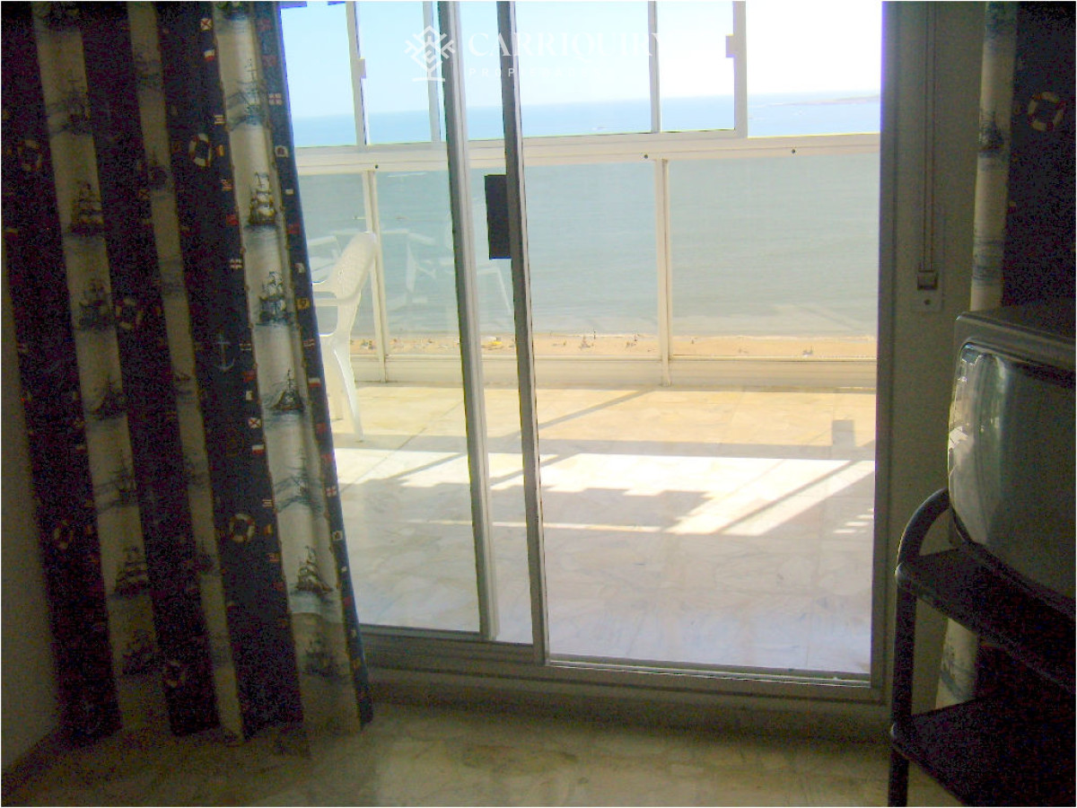 Apartamento ID.9187/Apartamento-en-venta-playa-Mansa-Punta-del-Este - Apartamento en Venta de 3 dormitorios en Punta del este , Playa Mansa , Edificio Tequendama , Frente al mar 