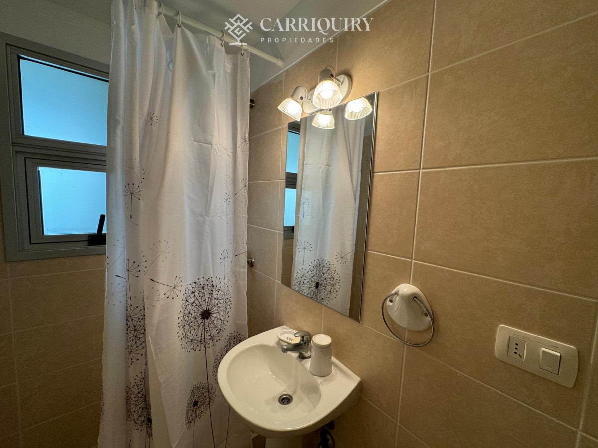 Apartamento ID.8433/Apartamento-en-Mansa--Punta-del-Este-en-venta-de-3-dormitorios. - Apartamento en Brava, 3 dormitorios *