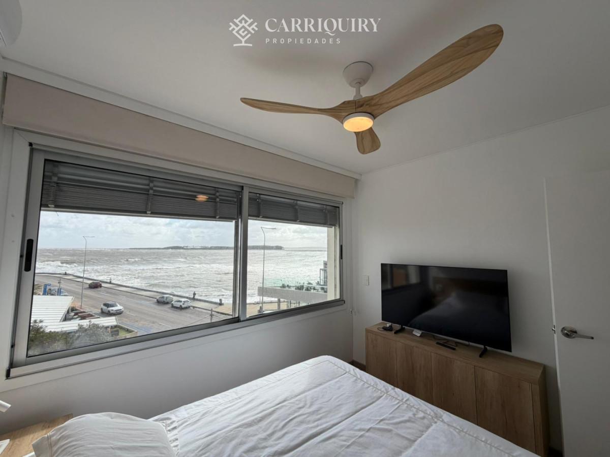 Apartamento ID.10097 - Apartamento de 2 dormitorios en venta en el Puerto , Punta del este 