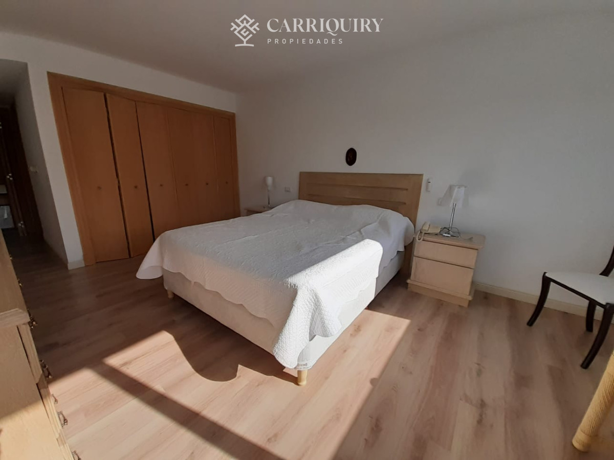 Apartamento ID.10527 - Apartamento en venta de 3 dormitorios en Punta del este , Playa brava , FINANCIA !!