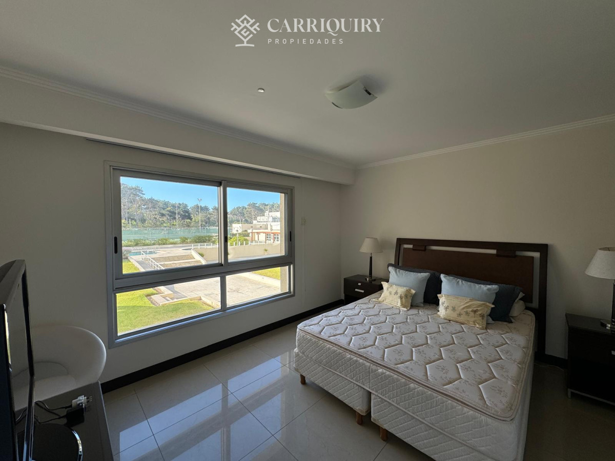Apartamento ID.8350/Alquiler-de-temporada-apartamento-2-½-en-Chiverta,-Punta-del-Este - Apartamento en alquiler 
