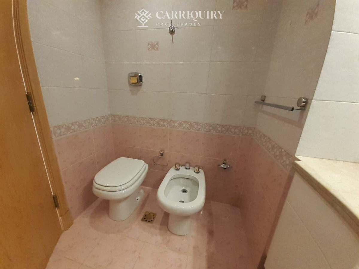 Apartamento ID.10527 - Apartamento en venta de 3 dormitorios en Punta del este , Playa brava , FINANCIA !!
