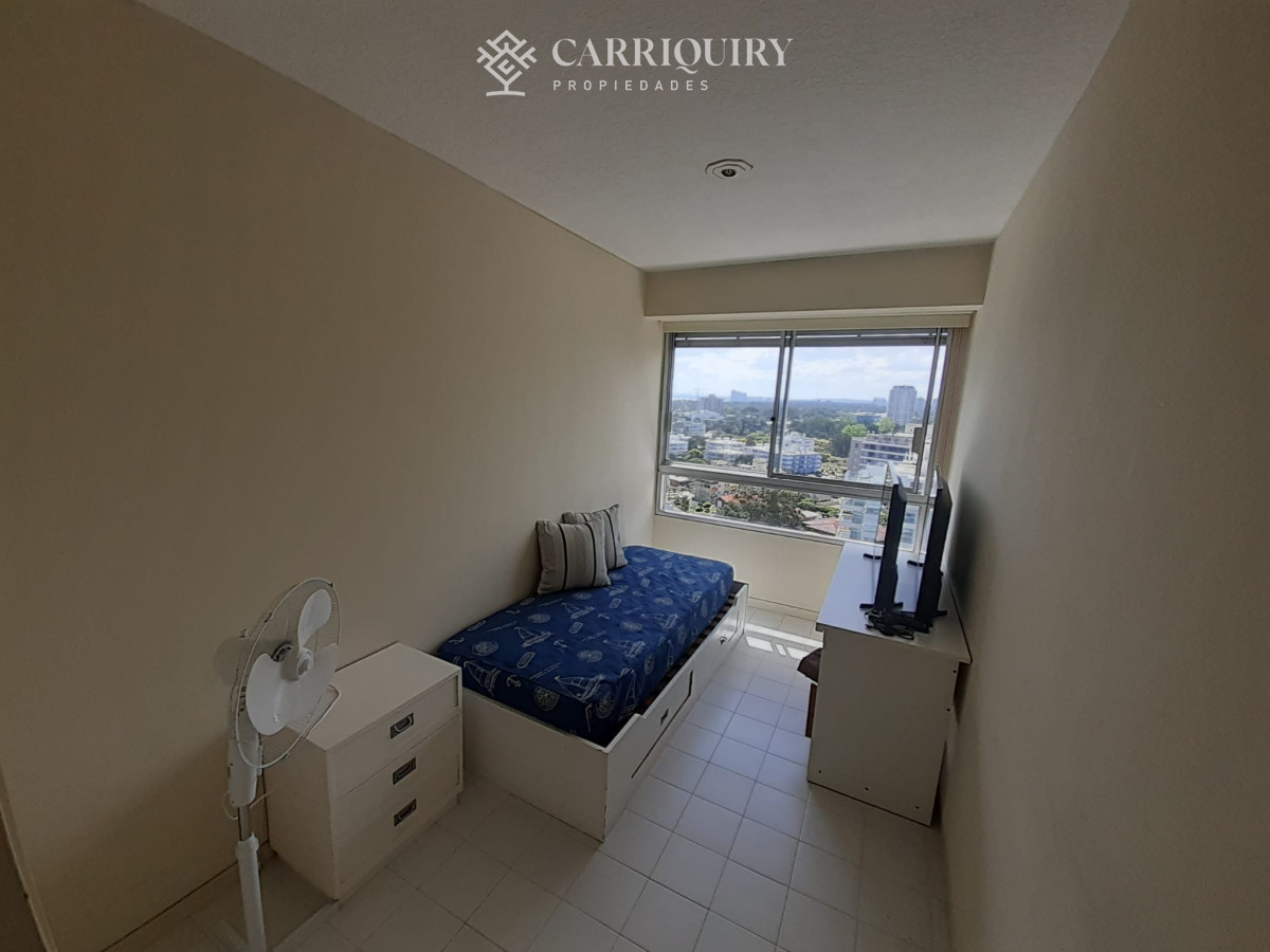 Apartamento ID.10633 - Apartamento en Venta de 3 dormitorios en  Punta del este , Playa Brava , Torre Tiburon 