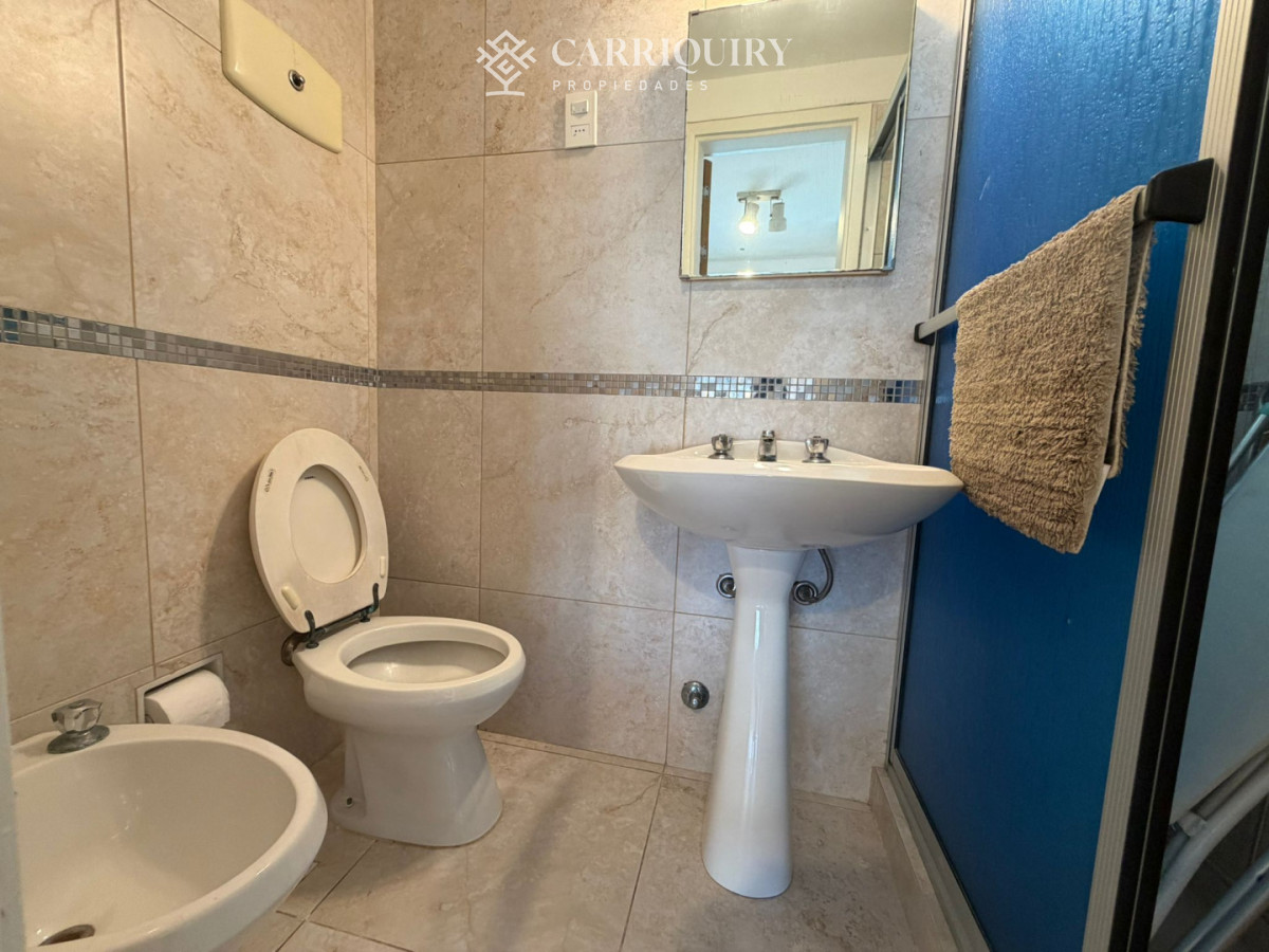 Apartamento ID.10271 - Apartamento en Venta de 3 dormitorio en Punta del este . Playa mansa , Parada 1 