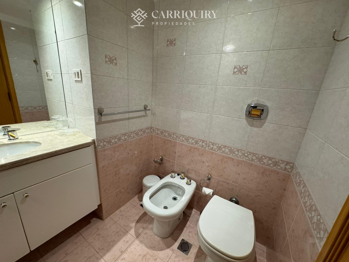 Apartamento ID.8248/Departamento-en-venta-3-dormitorios-en-suite- - Apartamento en playa Brava 