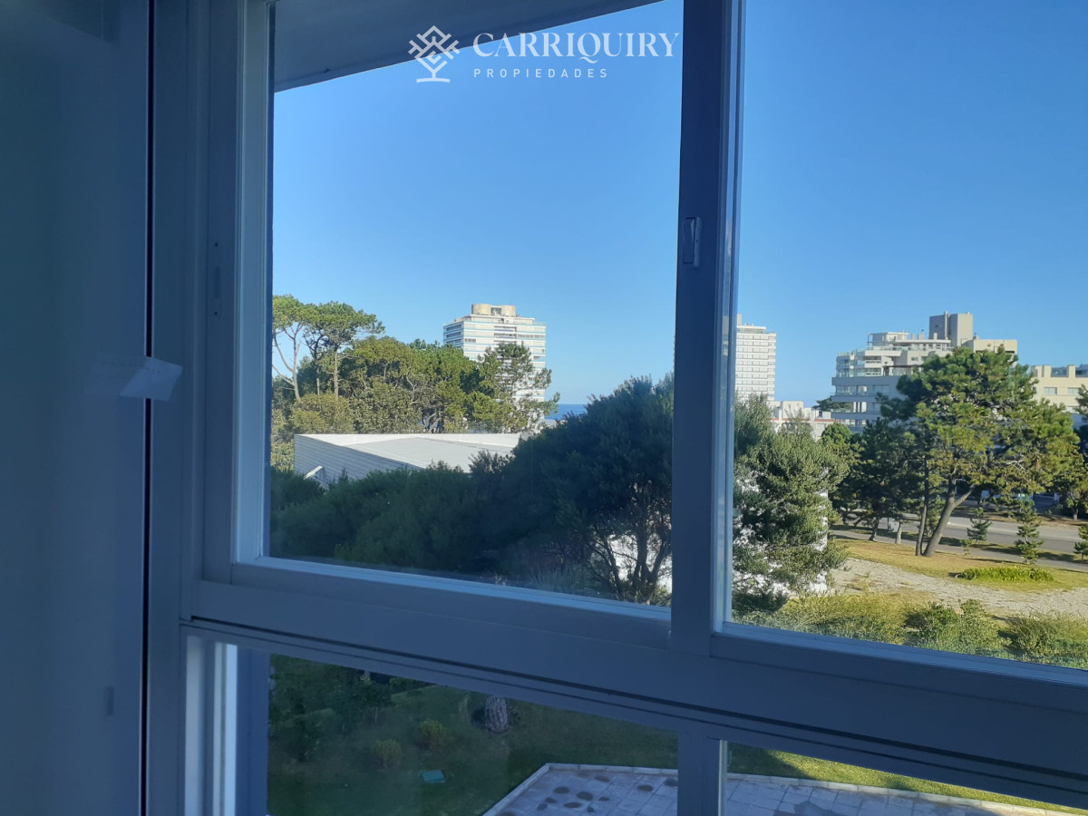 Apartamento ID.8786/Alquiler-temporal-Apartamento-1-DORMITORIO-en-Punta-del-Este,-Playa-Mansa-a-estrenar!!!- - Torre One 