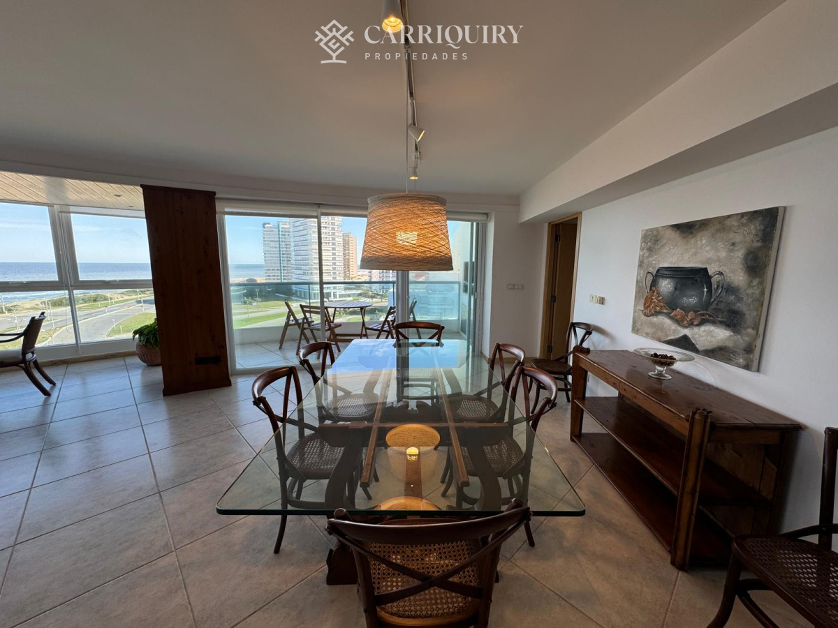 Apartamento ID.8248/Departamento-en-venta-3-dormitorios-en-suite- - Apartamento en playa Brava 