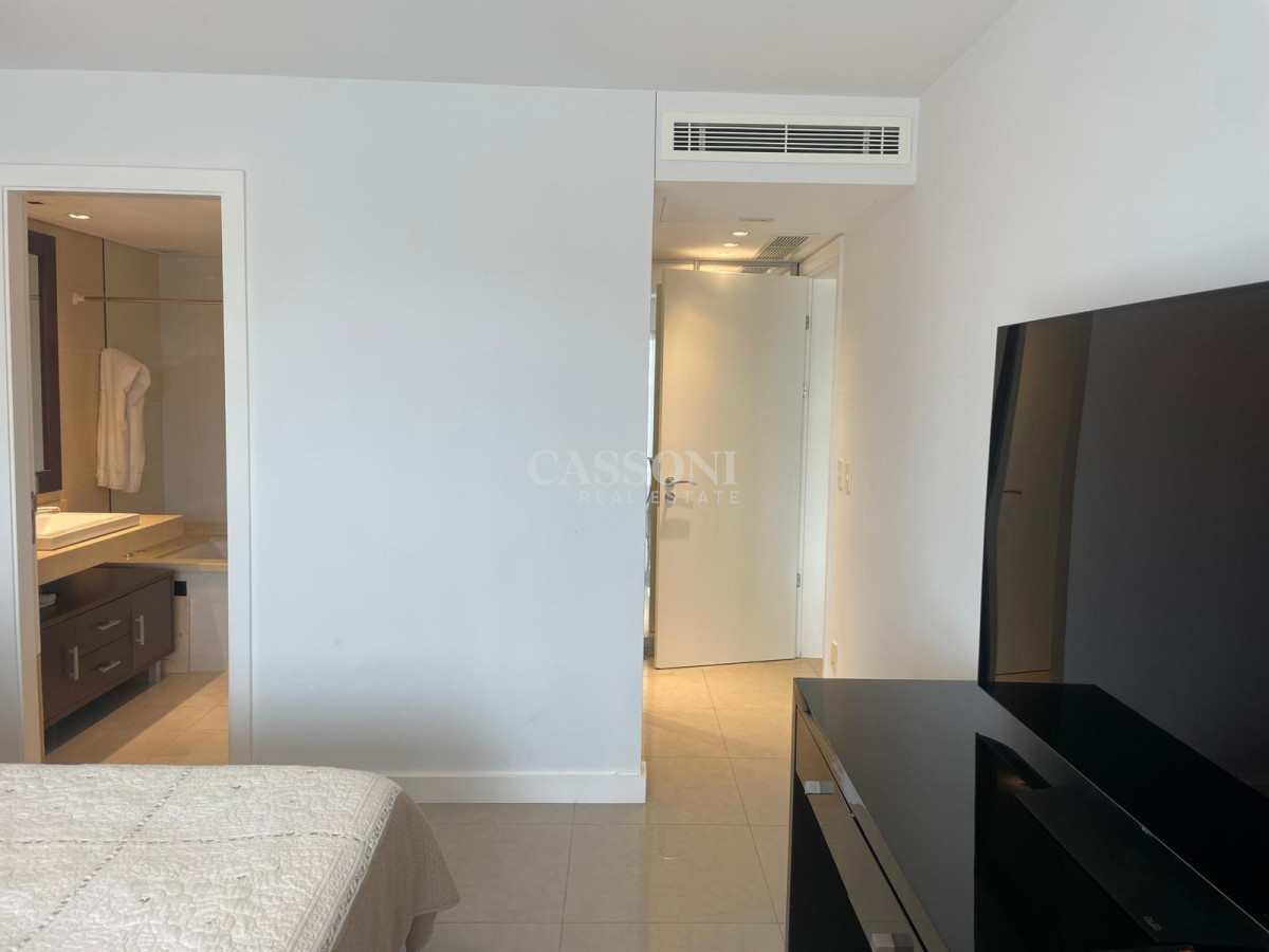 Apartamento ID.2811 - Primera fila mansa con todos los 