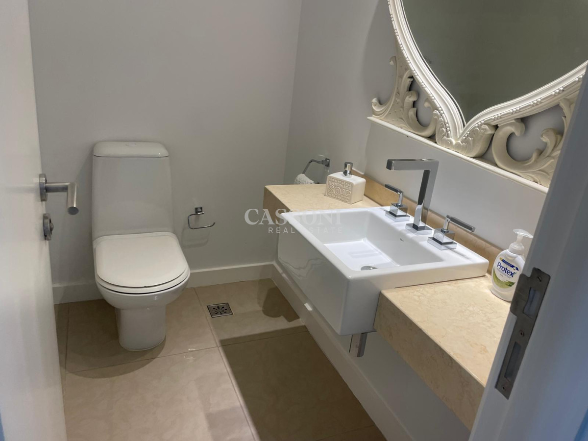 Apartamento ID.2811 - Primera fila mansa con todos los 