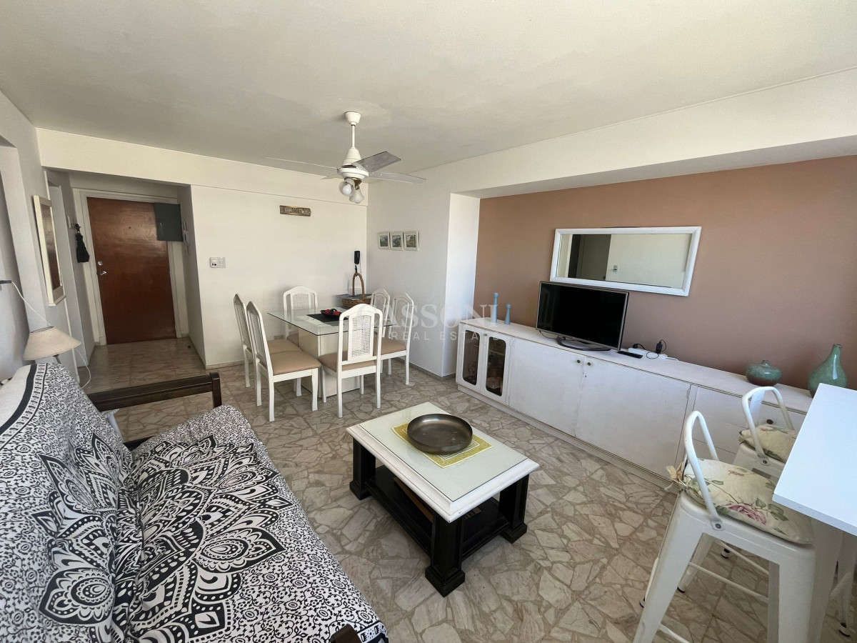 Apartamento ID.3501 - Piso alto con vista al puerto